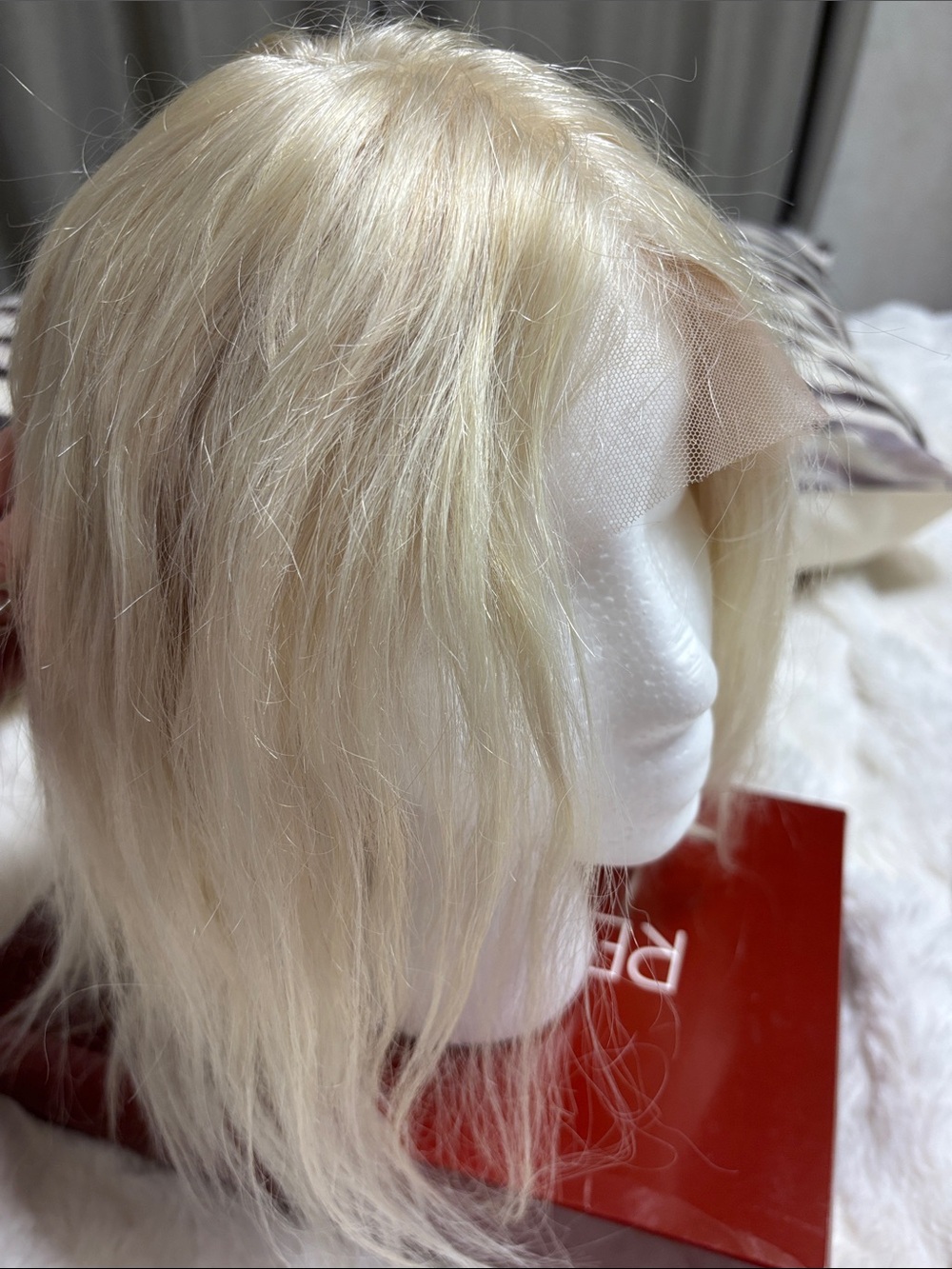 Platinum Blonde human hair virgin hair wig Middle Part Medium-Length, lace front